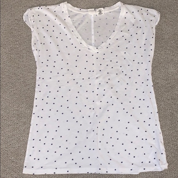Artisan Ny Tops - Star V-Neck T-Shirt